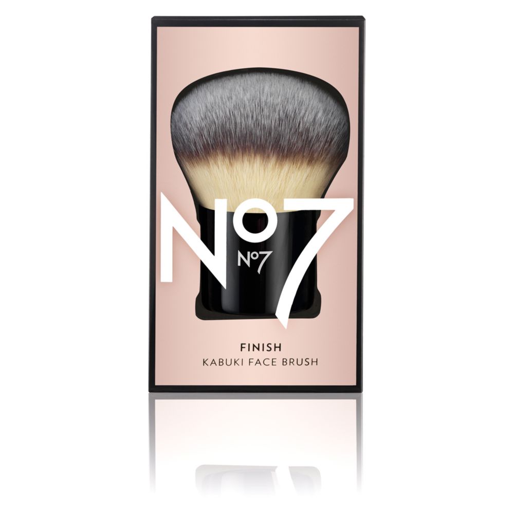 No7 Kabuki Face Brush