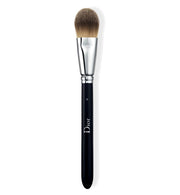 Backstage Light Coverage Fluid Foundation Brush N°11
