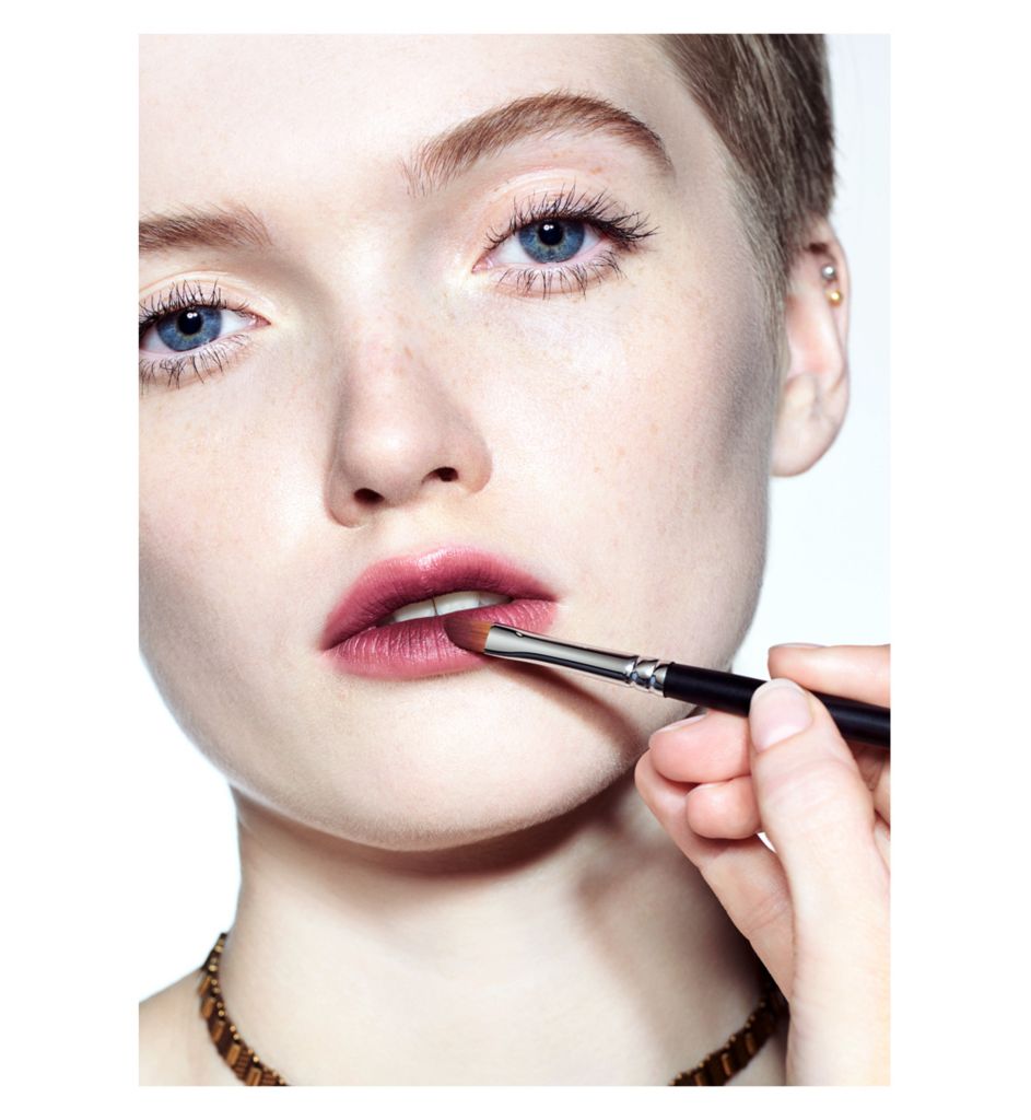 Backstage Retractable Lip Brush N°31
