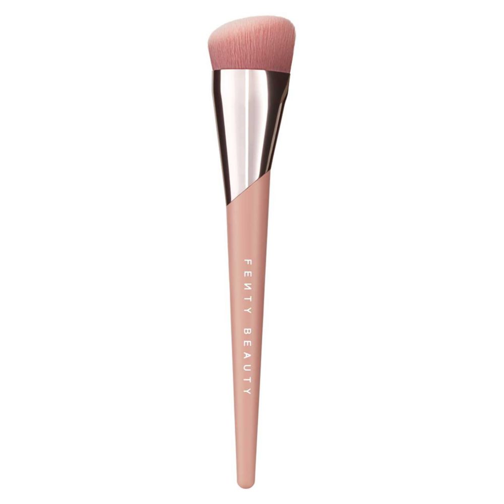 FENTY BEAUTY NATURAL LUMINOUS FOUNDATION BRUSH 145