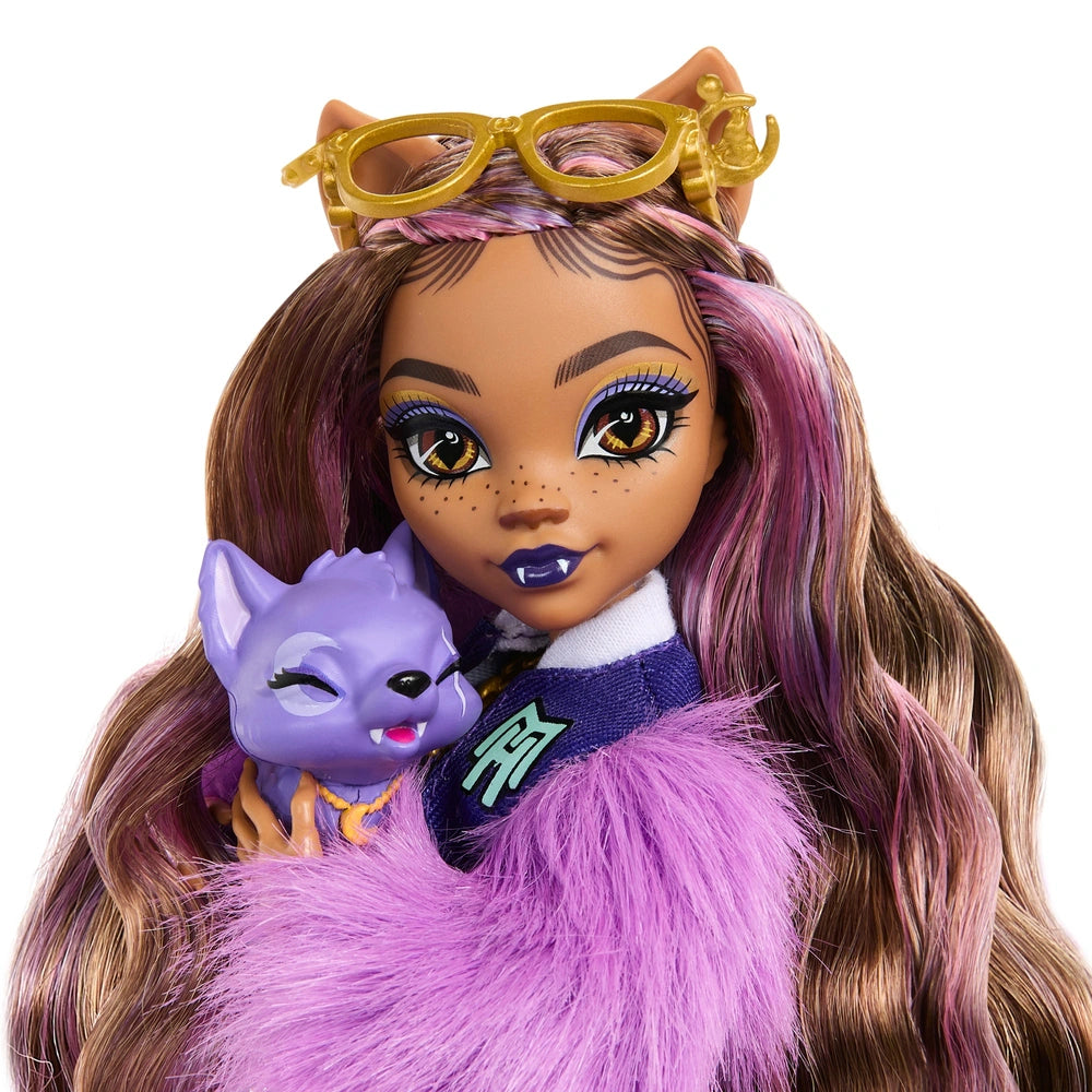 Doll Clawdeen Wolf with Pet