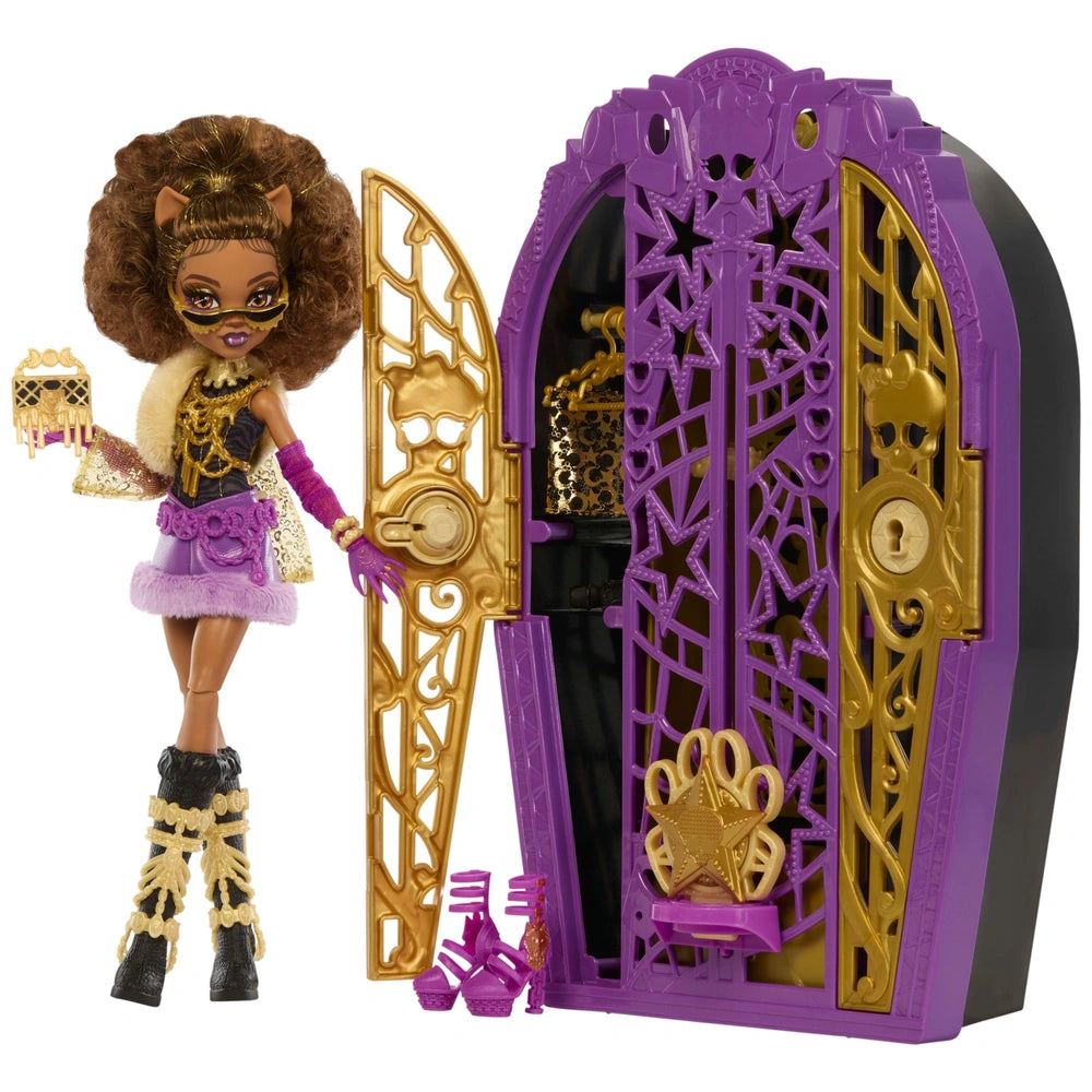 Skulltimate Secrets: Hauntlywood Mysteries Clawdeen Wolf Doll