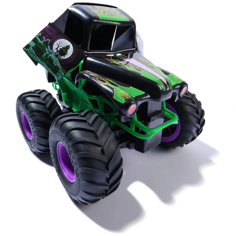 Monster Jam 1:15 Remote Control Smash & Bash Grave Digger Monster Truck