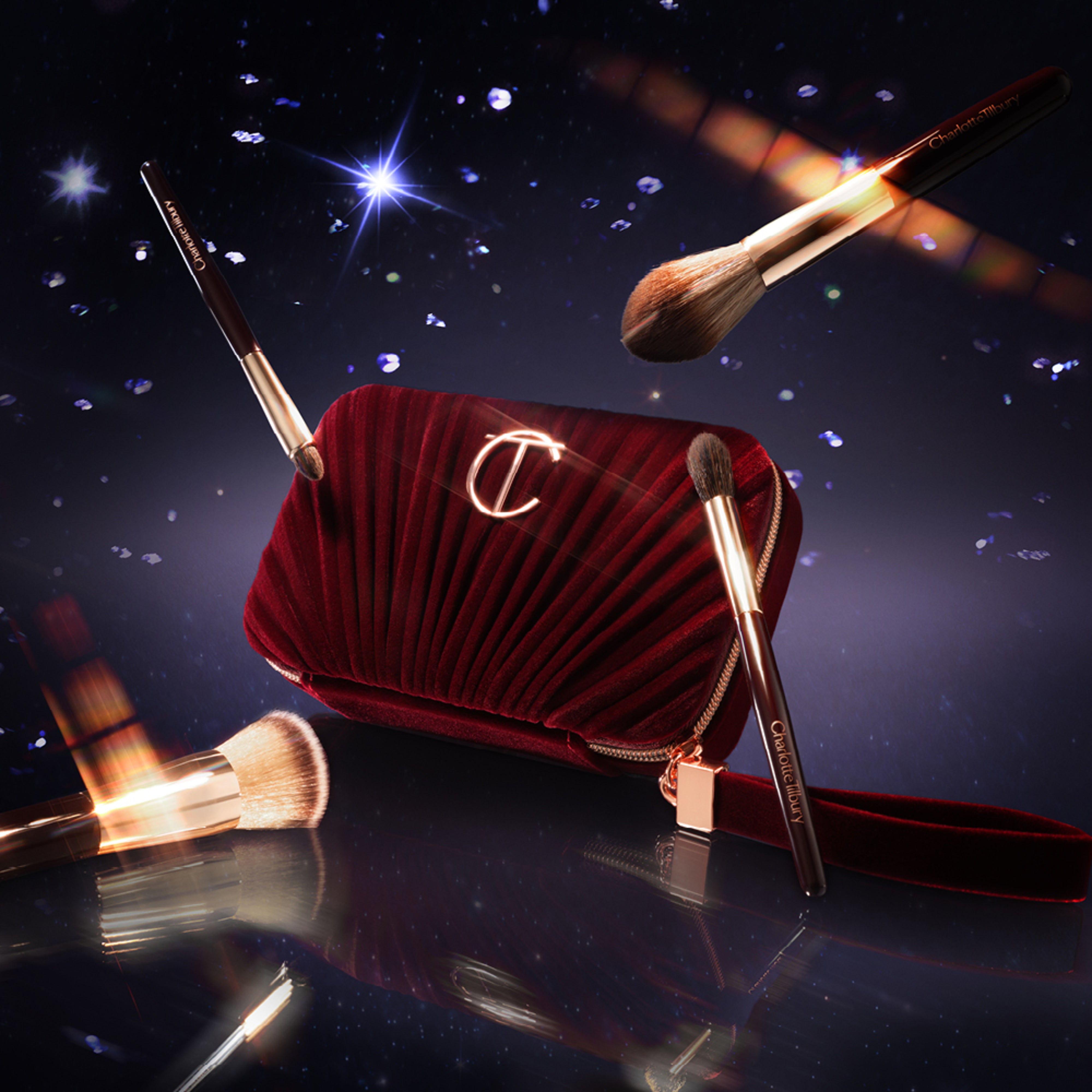 INSTANT HOLLYWOOD LOOK ON THE GO (MAKEUP KIT)