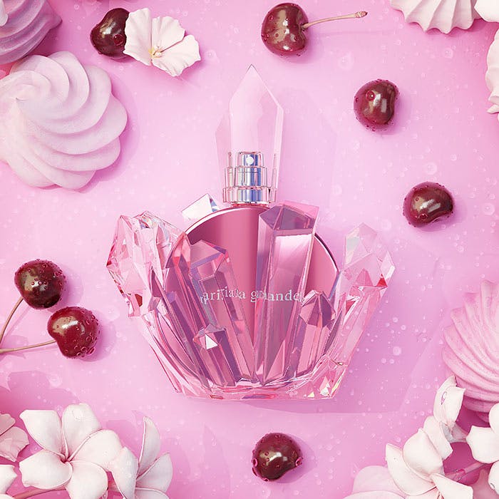 R.E.M. BY ARIANA GRANDE
Cherry Eclipse Eau De Parfum