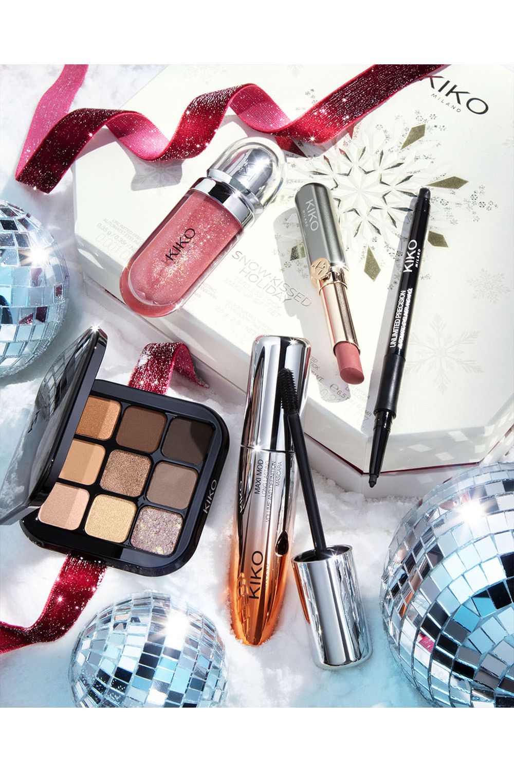 Timeless Look Makeup Gift Set (Worth £65.45)