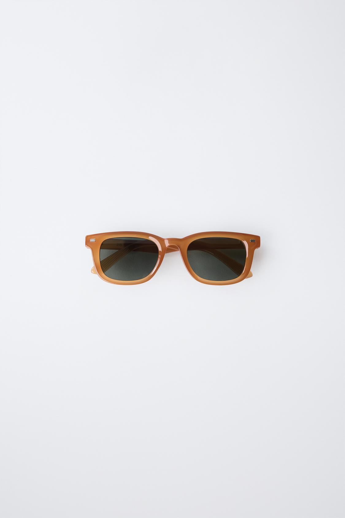 SQUARE SUNGLASSES WITH TRANSLUCENT FRAMES