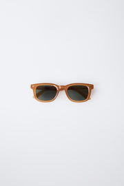 SQUARE SUNGLASSES WITH TRANSLUCENT FRAMES