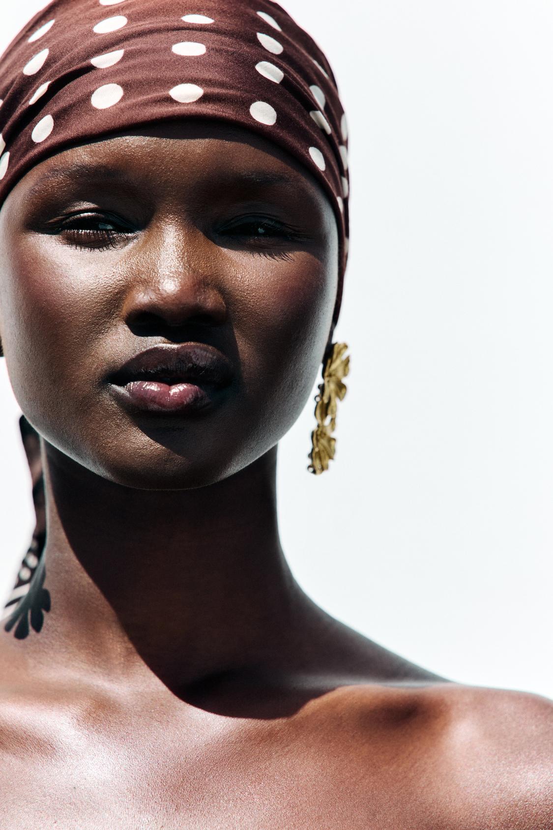 METAL FLOWER EARRINGS