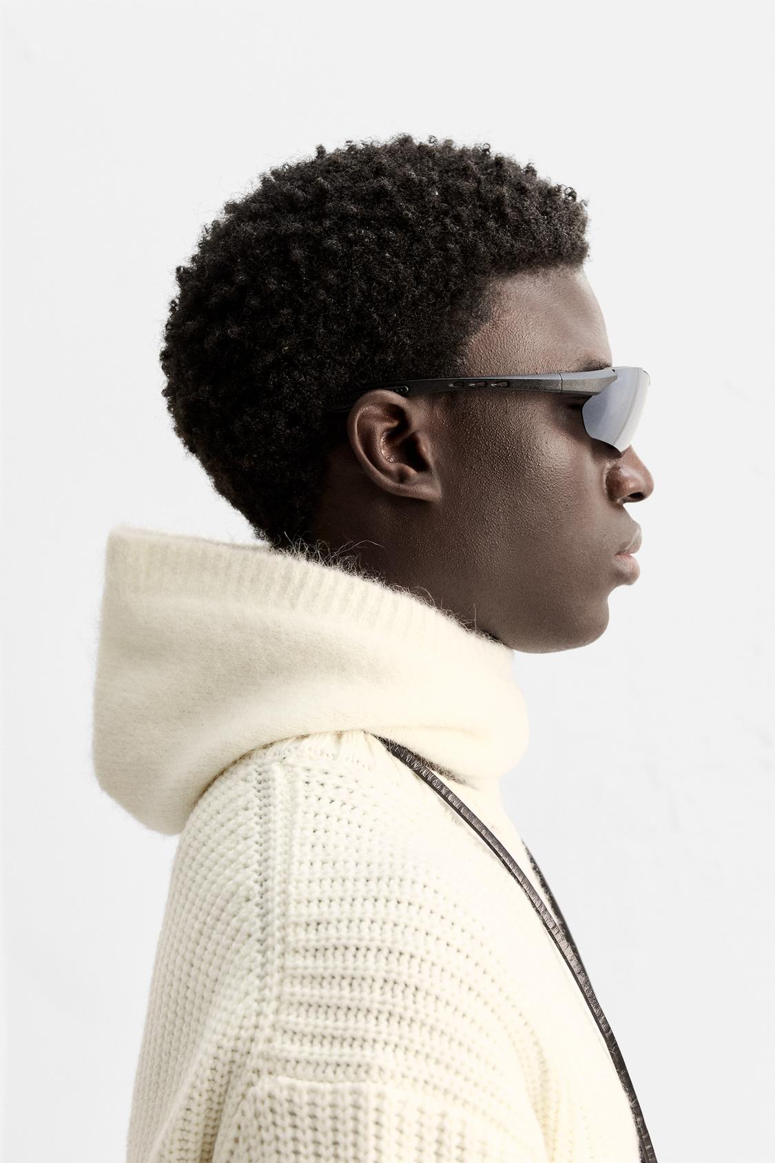 RIMLESS SUNGLASSES