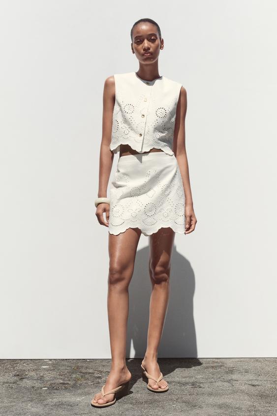 TOP WITH CUTWORK EMBROIDERY