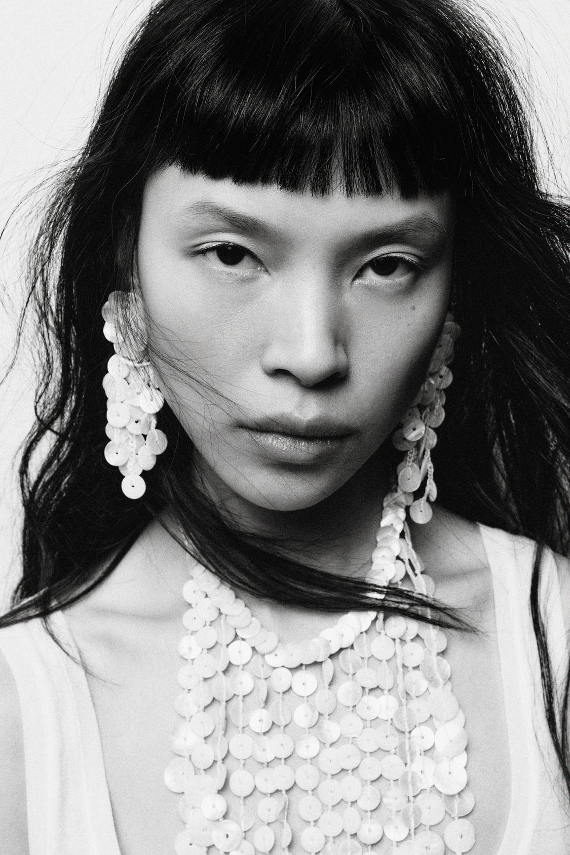 PEARLESCENT DANGLE EARRINGS