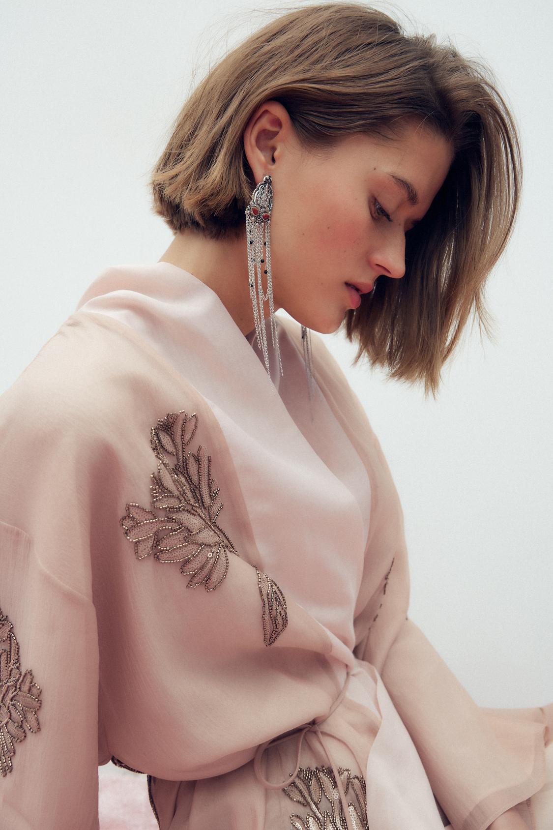 METAL CHAIN AND BEAD EARRINGS