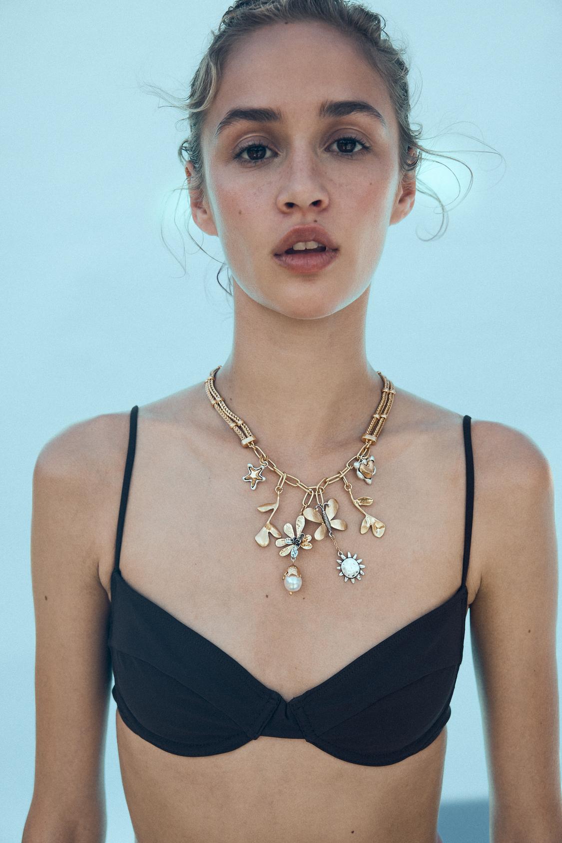 BUTTERFLY CHARM NECKLACE