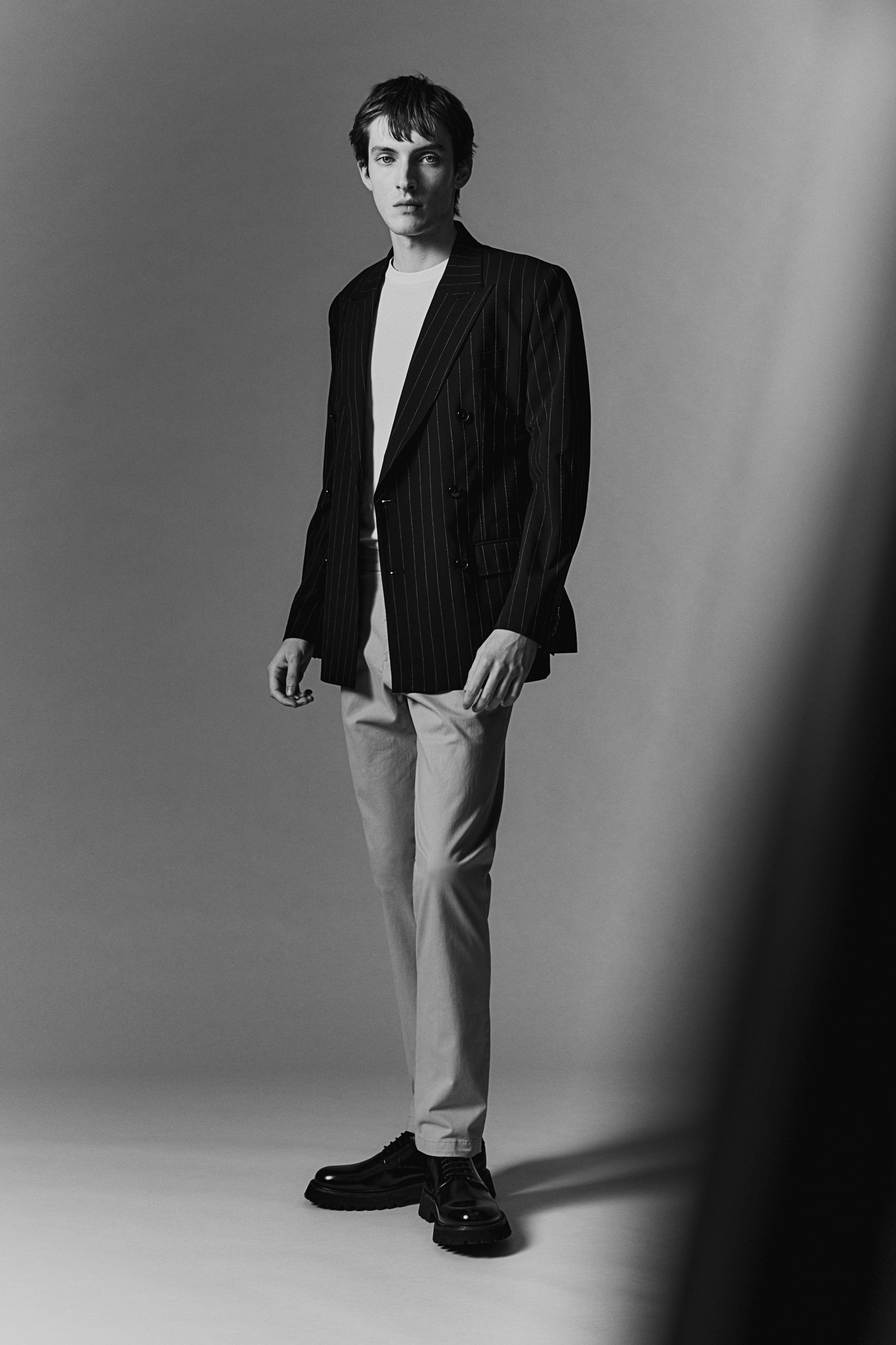 SLIM FIT COTTON CHINOS - Beige