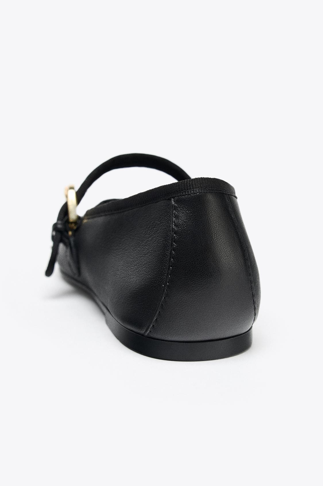 Flat Leather Ballerinas