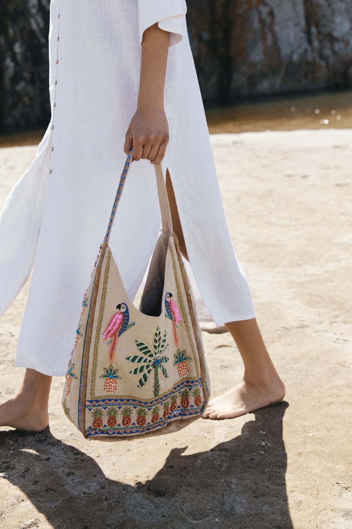 BEADED SHOPPER