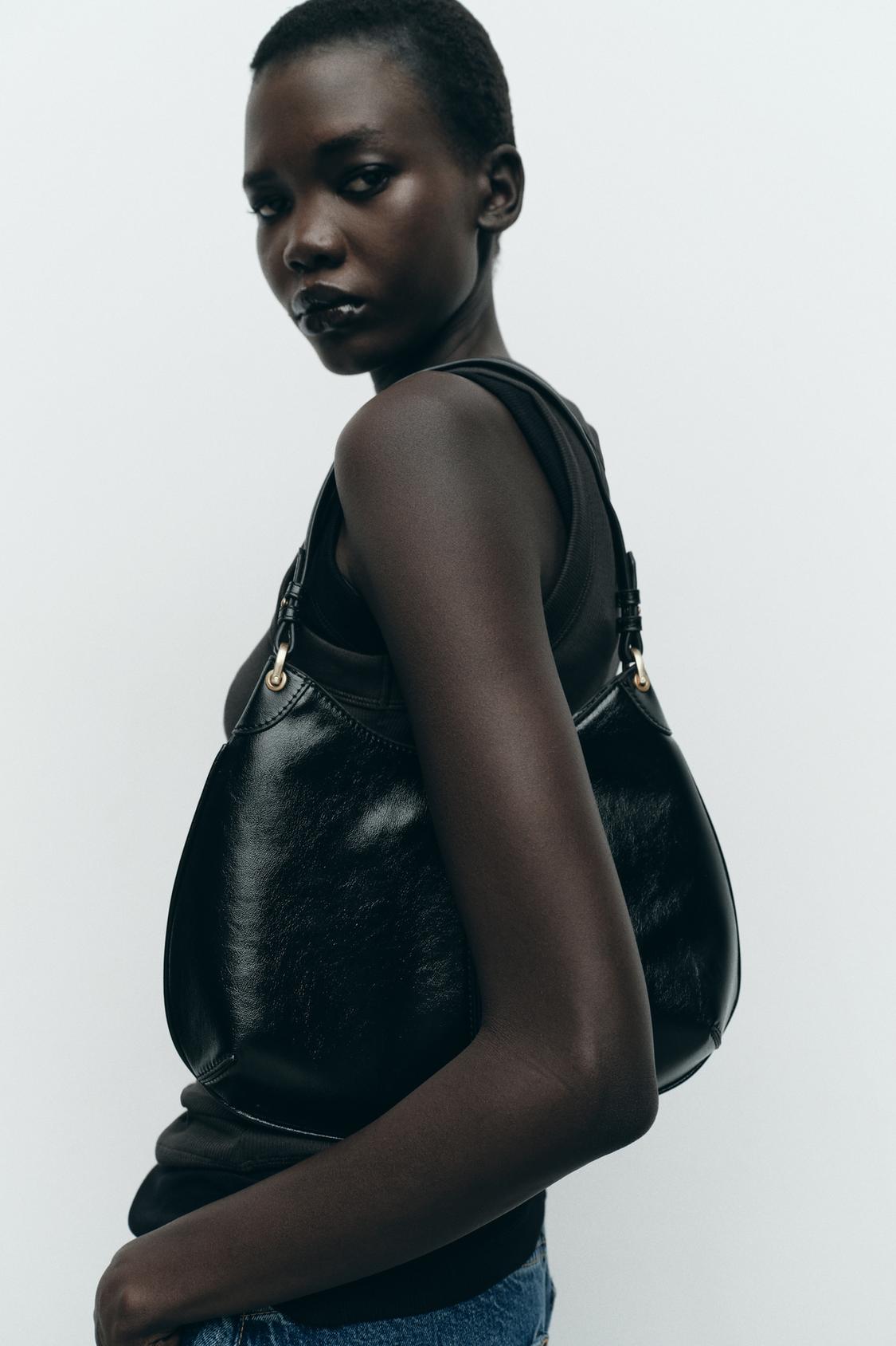OVAL SHOULDER BAG