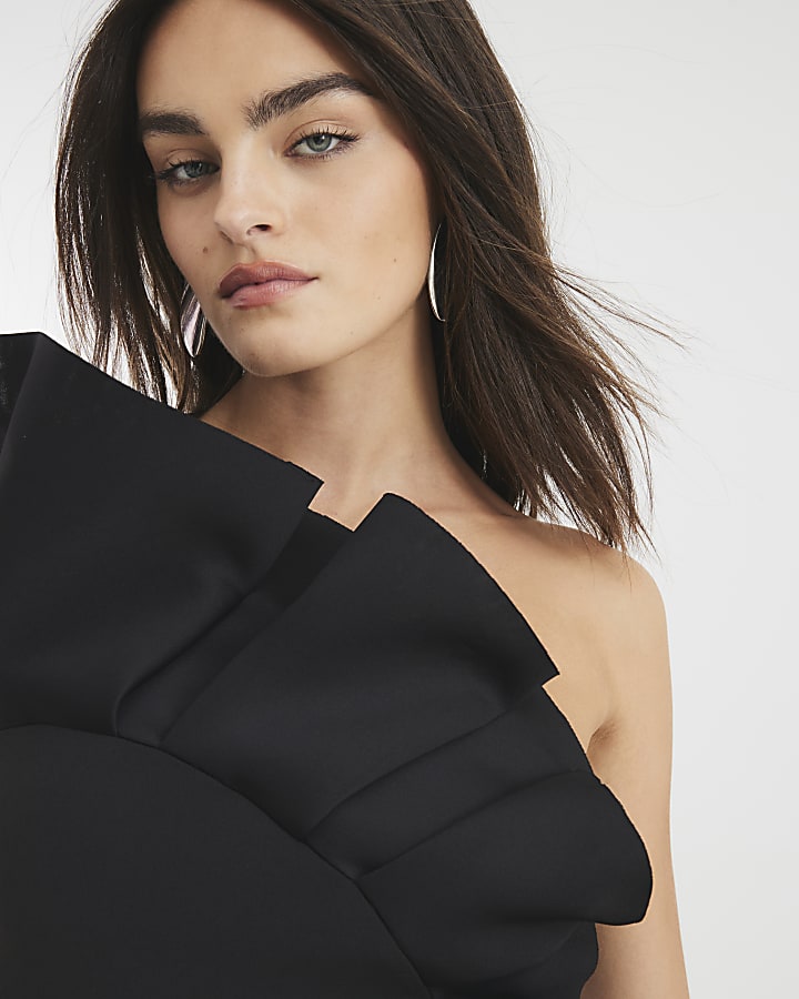 Black Sleeveless Scuba Ruffle Mini Dress