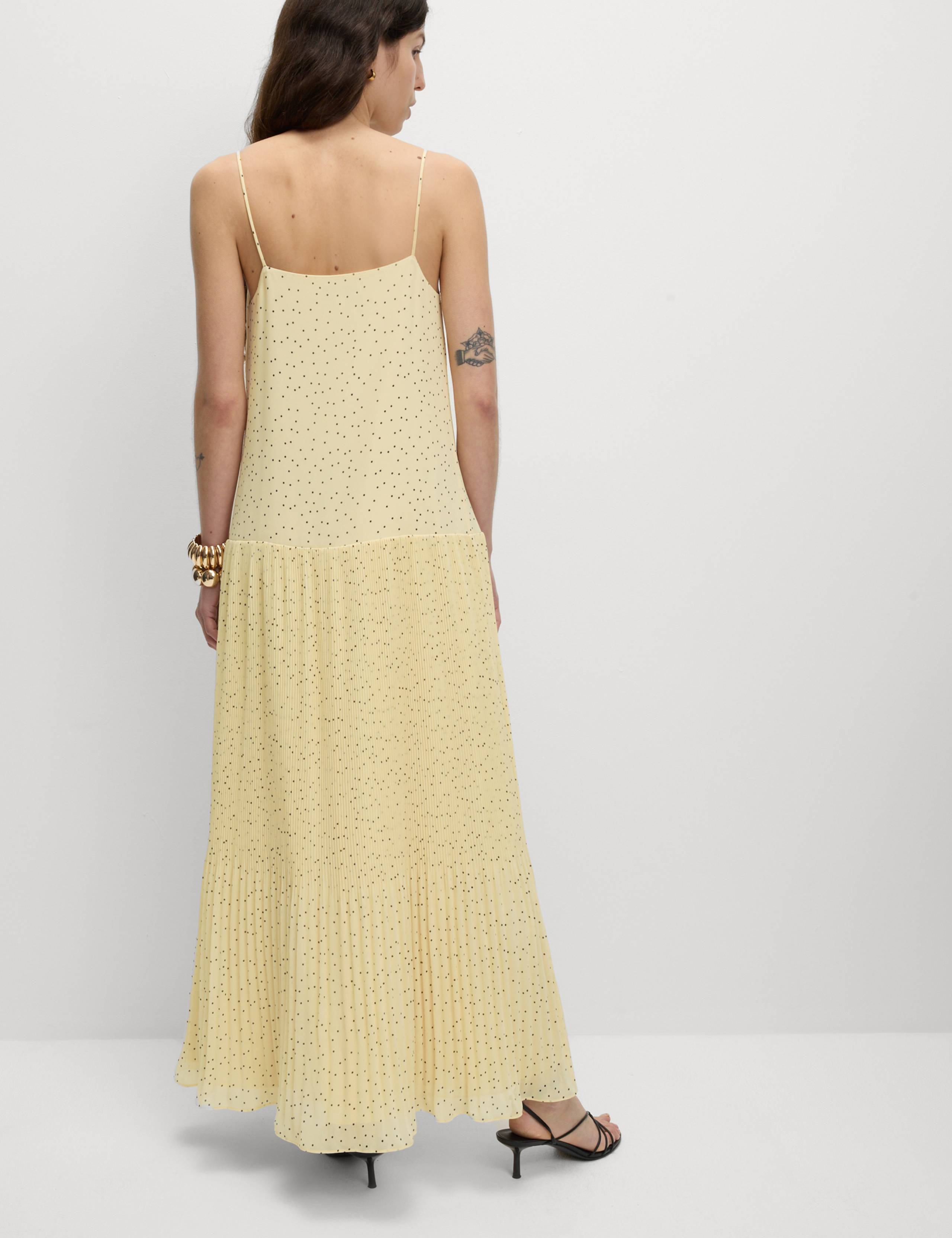 Chiffon Printed Scoop Neck Maxi Waisted Dress