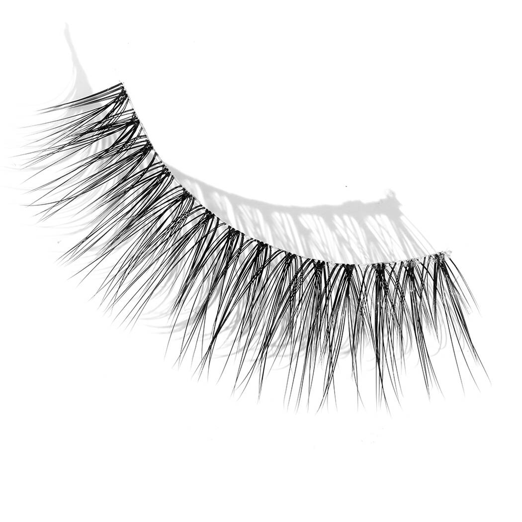 Makeup Jumbo Lash Vegan False Lashes 4 Wispy Flutter