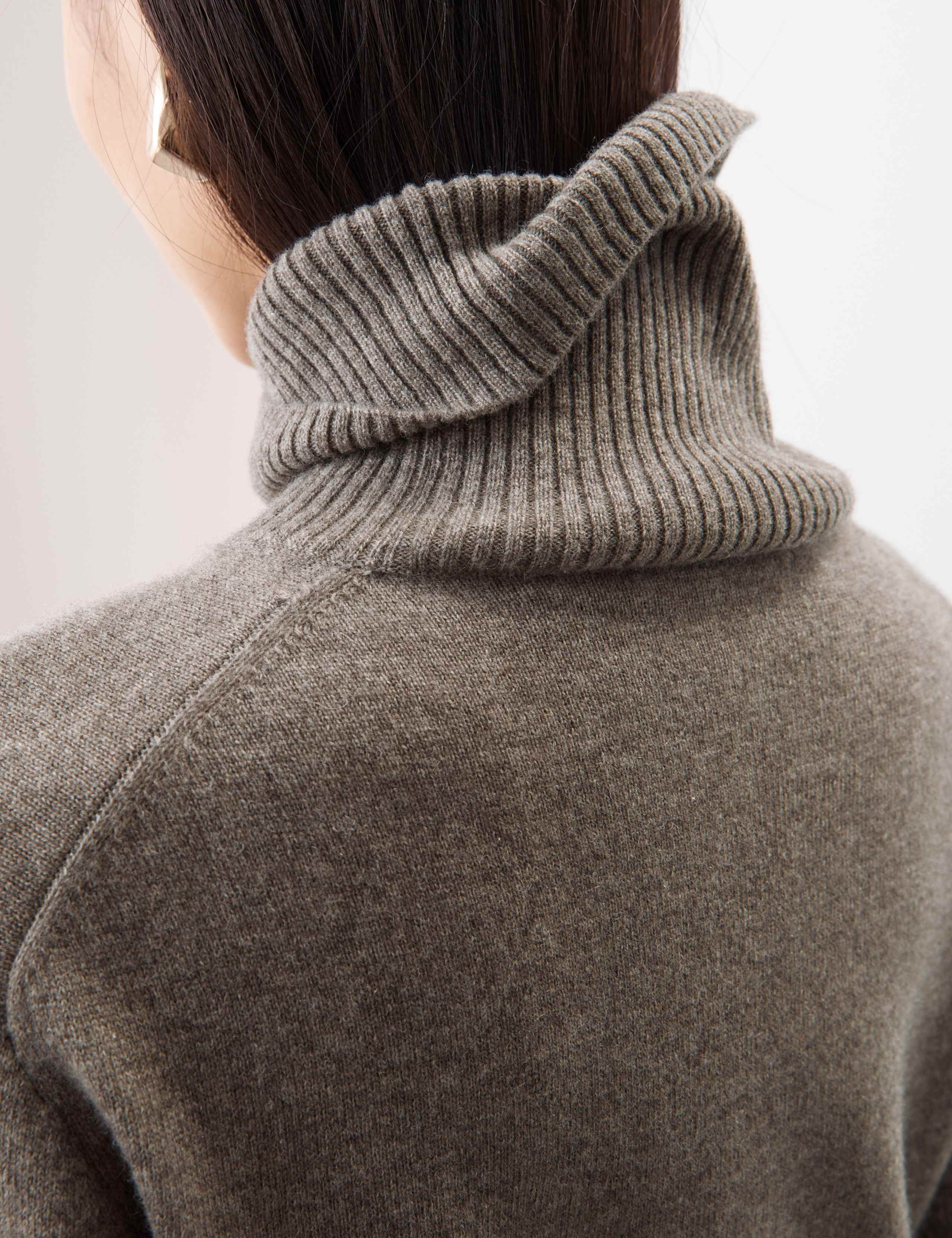 M&S Pure Cashmere Roll Neck Jumper - Nutmeg