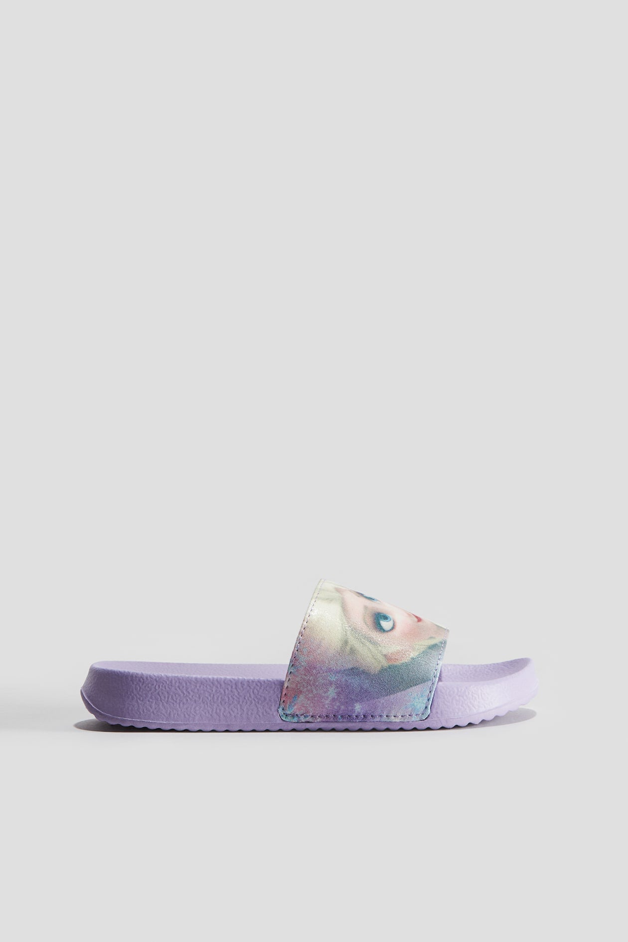 Printed pool shoes