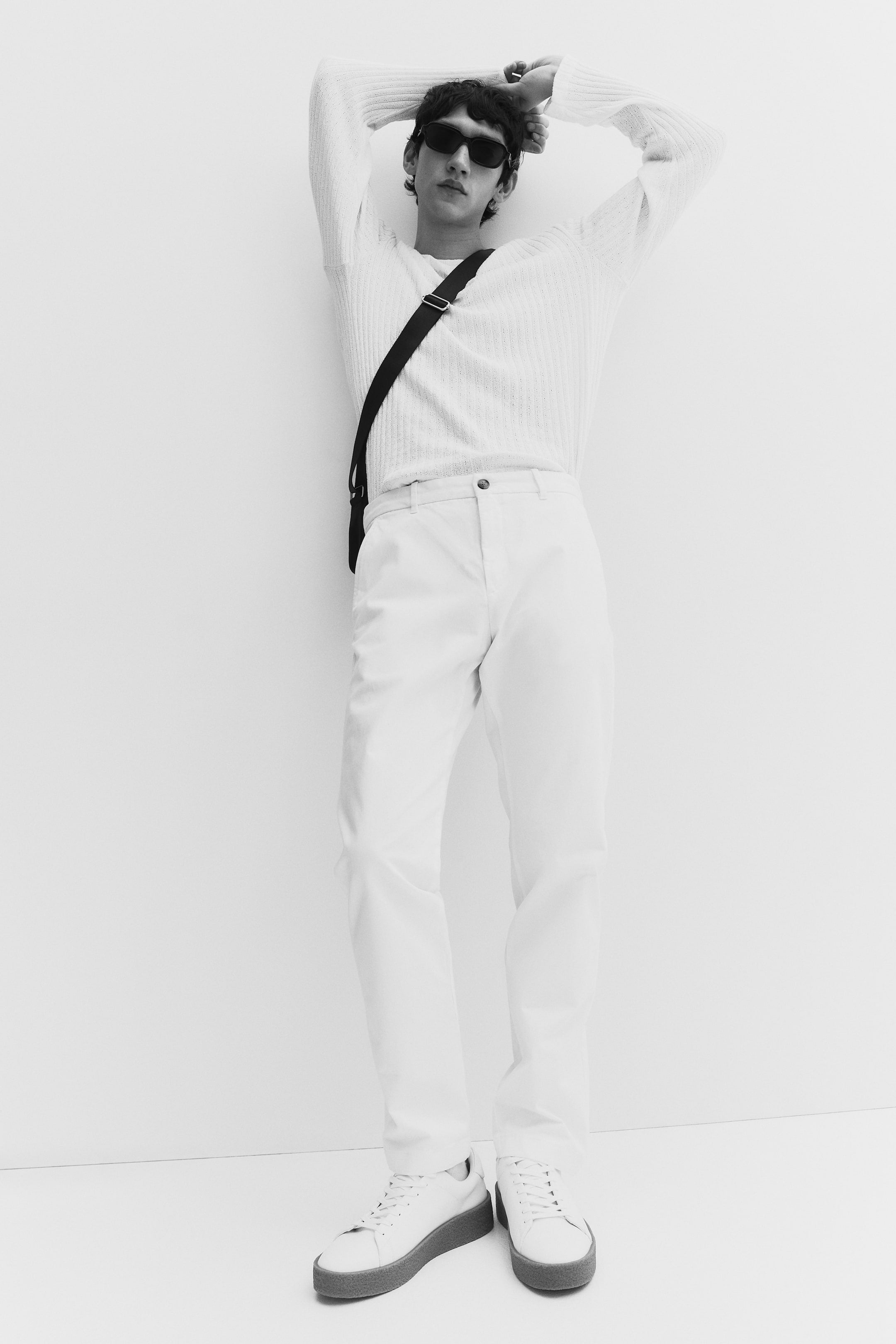 SLIM FIT COTTON CHINOS - Cream