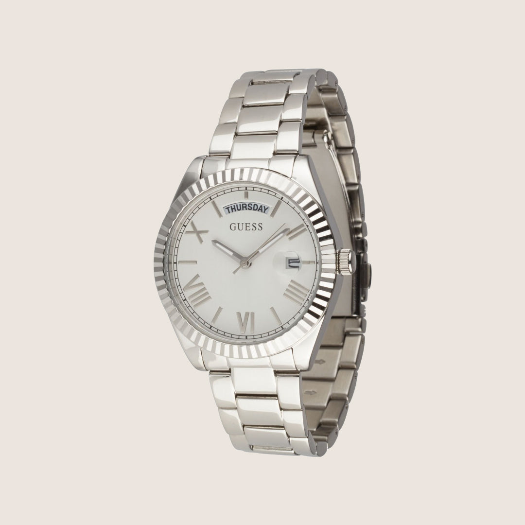 Guess Women's Silver Dial Watch Silver Dial GW0308L1