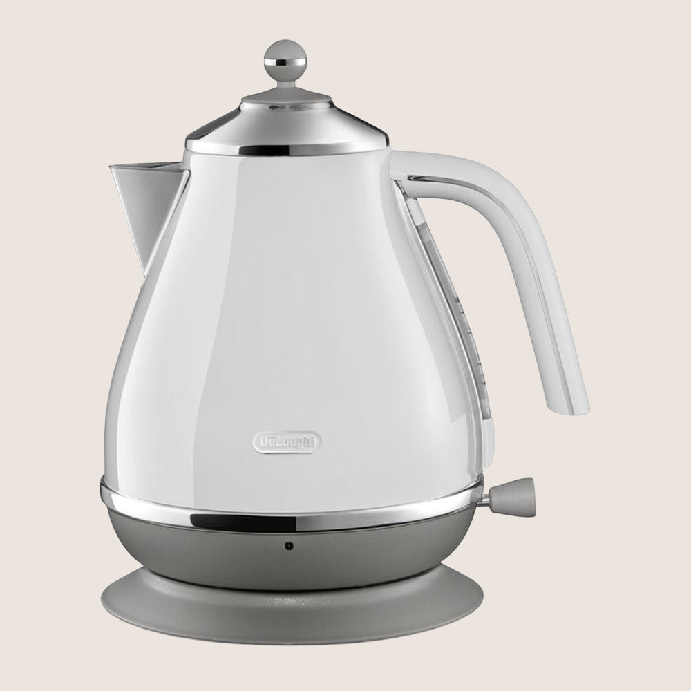 DELONGHI Icona Capitals KBOC3001.W Jug Kettle with Iconic Rounded Design 1.7L - White