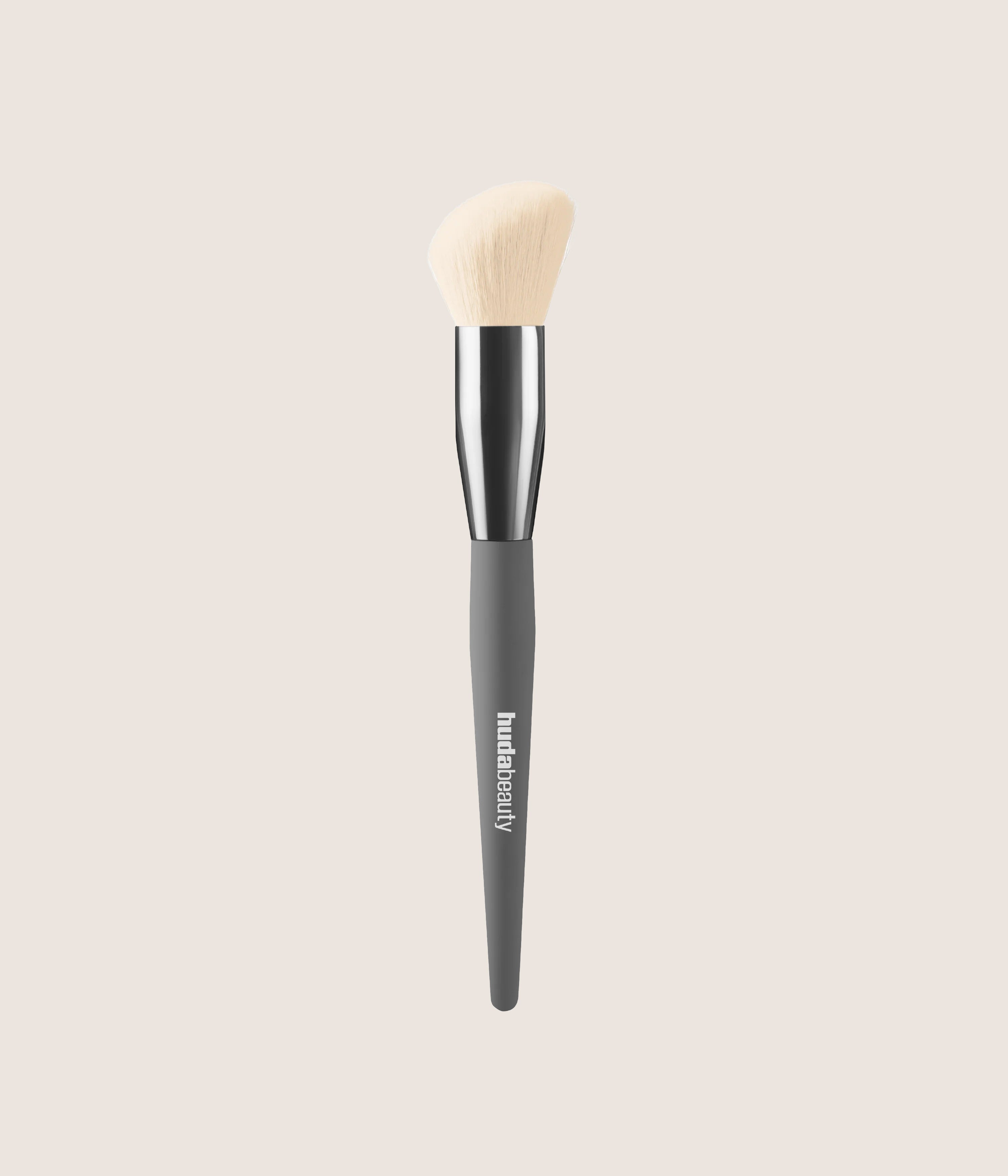 Huda Beauty Diffusing Cheek Brush Angled Blush & Blushlighter Precision Blending Brush