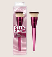 Real Techniques Berry Kiss Limited Edition Top it Off Base Brush