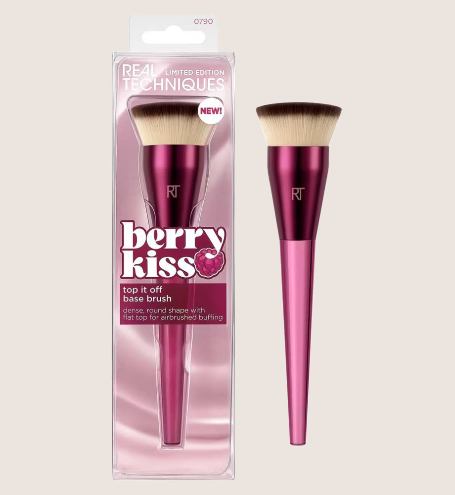 Real Techniques Berry Kiss Limited Edition Top it Off Base Brush
