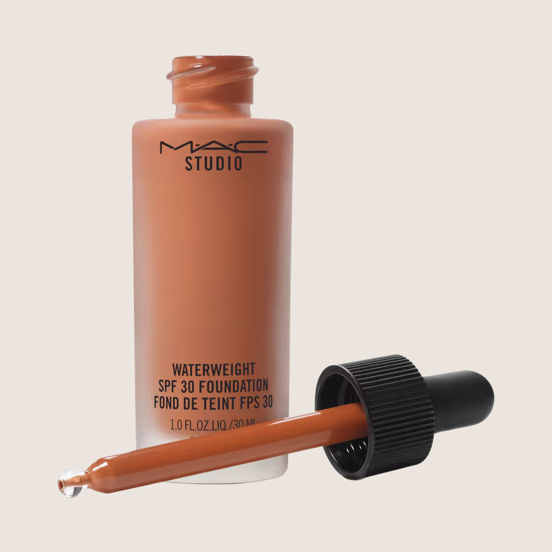 MAC Studio Waterweight SPF 30 Foundation