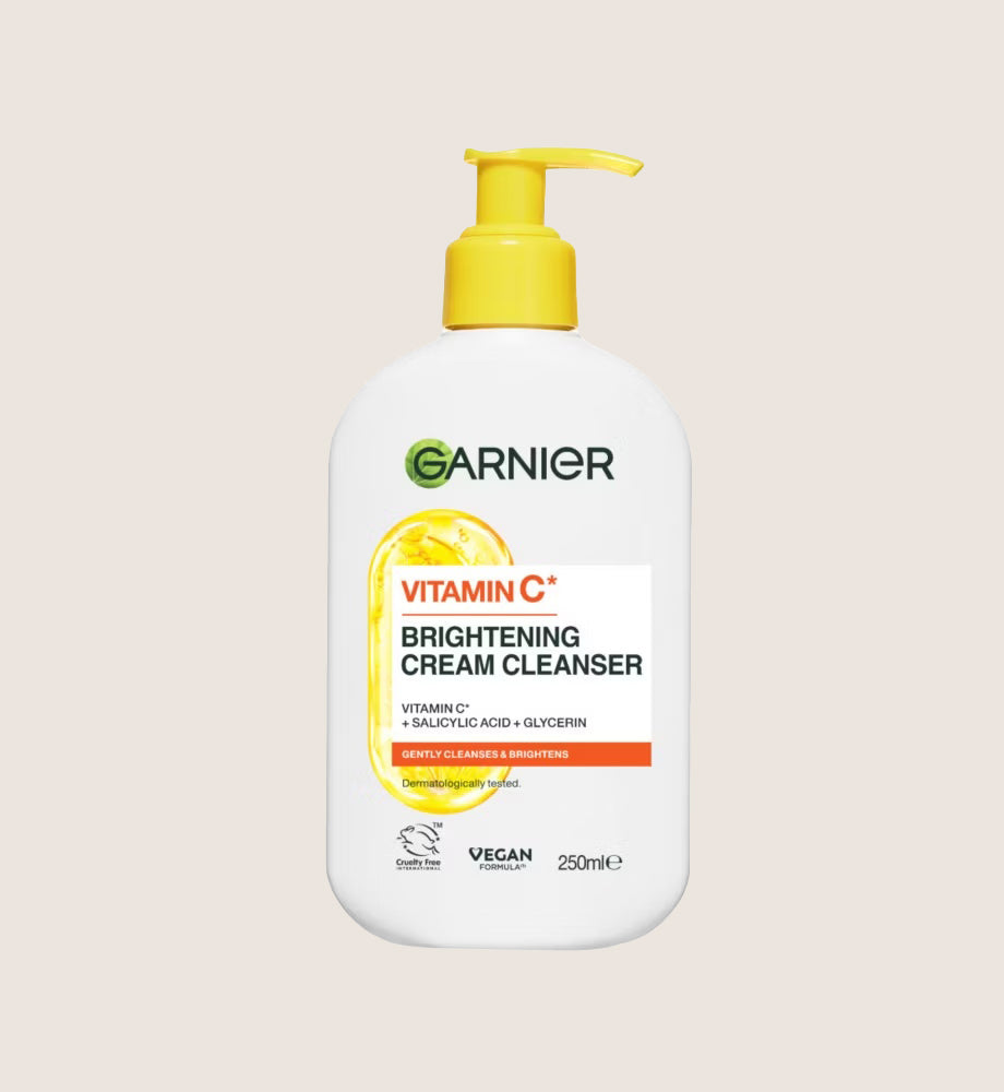 Garnier Vitamin C Brightening Cream Cleanser Hydrates Brightens and Cleanses for Glowing Skin With Vitamin C 250ml